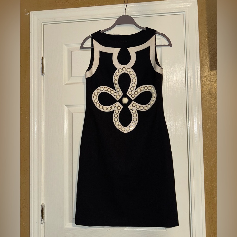 EUC Tory Burch Monochrome Embellished Sleeveless Knit Dress